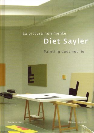 Retrospectief Diet Sayler met geometrische kunst