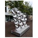 Wiskunstige sculpturen van Rinus Roelofs in Hengelo - 3