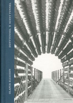 Eliasson speelt met licht- en reuktunnels