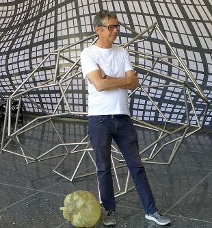 Peter Kogler verrast publiek  met immersieve installaties (1)